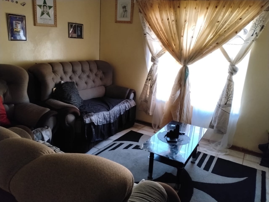 2 Bedroom Property for Sale in Blomanda Free State